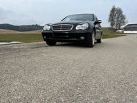 Gebraucht Mercedes C200 Classic 163 PS (119 kW) 2003 Schwarz Limousine