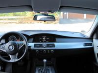 Gebraucht BMW 520 231 PS (169 kW) 2004 Silber metallic Limousine