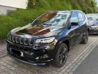 Usado Jeep Compass 241 HP (177 kW) 2021 Preto SUV