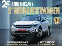 Gebraucht VW T-Roc Style 150 PS (110 kW) 2023 Pure white mit dach in ... SUV