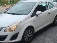 Gebraucht Opel Corsa 69 PS (50 kW) 2013 Weiß Kleinwagen