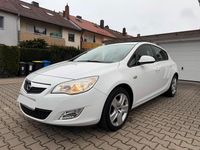 Gebraucht Opel Astra 116 PS (85 kW) 2011 Weiß Limousine