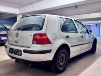 Gebraucht VW Golf IV Highline 105 PS (77 kW) 2000 Silber Limousine