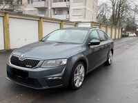 Gebraucht Skoda Octavia RS 184 PS (135 kW) 2016 Grau Kleinwagen