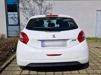 Second-hand Peugeot 208 Active 82 CP (60 kW) 2012 Alb Hatchback