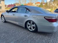 Gebraucht Lexus LS460 381 PS (280 kW) 2007 Silber Limousine