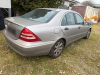 Gebraucht Mercedes C180 143 PS (105 kW) 2002 Limousine