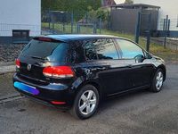 Gebraucht VW Golf VI Trendline 105 PS (77 kW) 2011 Schwarz Kleinwagen