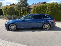 Gebraucht Audi A4 Sport 218 PS (160 kW) 2016 Blau Kombi