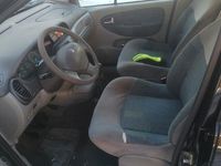 Gebraucht Renault Scénic 107 PS (78 kW) 2002 Schwarz Van / Kleinbus