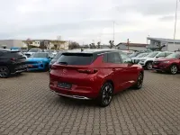 Gebraucht Opel Grandland X Ultimate 181 PS (133 kW) 2022 Rot SUV
