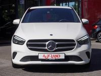 Gebraucht Mercedes B250 Progressive 224 PS (164 kW) 2019 Weiß Van / Kleinbus