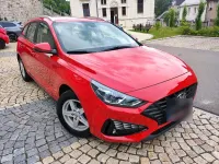 Gebraucht Hyundai i30 110 PS (80 kW) 2021 Rot Kombi