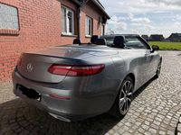 Gebraucht Mercedes E220 194 PS (142 kW) 2019 Grau Cabrio