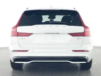 Second-hand Volvo V60 Plus 197 CP (144 kW) 2025 Alb Break