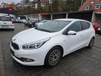 Gebraucht Kia Ceed 128 PS (94 kW) 2015 Weiß Kleinwagen