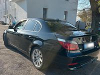 Second-hand BMW 525 177 CP (130 kW) 2004 Negru Berlinǎ