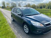 gebraucht Ford Focus 1,6 Benzin Navi, Klima, AHK, TÜV Neu