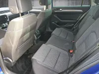 Gebraucht VW Passat R-line 150 PS (110 kW) 2023 Lapiz blue (metallic) Kombi