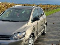 Gebraucht VW Golf VI Style 105 PS (77 kW) 2011 Gold Kleinwagen