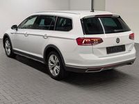Gebraucht VW Passat Alltrack 200 PS (147 kW) 2021 Pure white Kombi