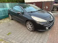 Gebraucht Peugeot 207 CC 90 PS (66 kW) 2007 Schwarz Cabrio