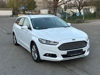 Gebraucht Ford Mondeo Titanium 150 PS (110 kW) 2017 Weiß Limousine