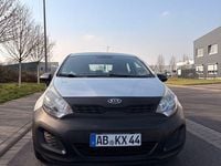 Gebraucht Kia Rio Edition 7 86 PS (63 kW) 2012 Silber Limousine