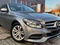 Gebraucht Mercedes C180 156 PS (114 kW) 2014 Silber Limousine