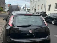 Gebraucht Fiat Punto 77 PS (56 kW) 2011 Schwarz Kleinwagen
