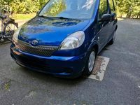 Gebraucht Toyota Yaris 86 PS (63 kW) 2002 Blau Kombi