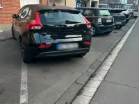 Gebraucht Volvo V40 102 PS (75 kW) 2018 Schwarz Limousine