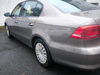 Gebraucht VW Passat 105 PS (77 kW) 2011 Andere farben Limousine