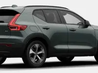 Neu Volvo XC40 Plus 197 PS (144 kW) 2026 Grün SUV