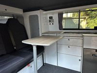 Gebraucht VW Transporter 105 PS (77 kW) 2016 Weiß Van