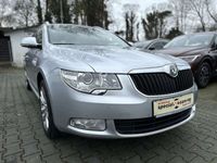 gebraucht Skoda Superb Elegance/ Automatik / Leder/ Xenon / Navi