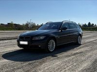 Second-hand BMW 330 245 CP (180 kW) 2009 Albastru Break