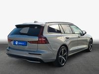 Gebraucht Volvo V60 Plus 197 PS (144 kW) 2025 Silber Kombi
