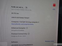 Gebraucht Tesla Model 3 Standard Range 175 kW (238 PS) 2020 Rot Limousine