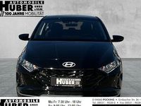 Neu Hyundai i20 Trend 101 PS (74 kW) 2025 Schwarz metallic Limousine