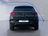 Gebraucht VW T-Roc Basis 116 PS (85 kW) 2021 Grau SUV