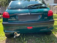 Gebraucht Peugeot 206 60 PS (44 kW) 2001 Grün Kleinwagen