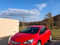Gebraucht Opel Astra GTC 140 PS (102 kW) 2013 Rot Limousine