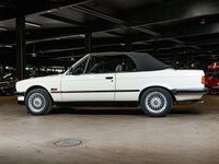 Gebraucht BMW 325 Cabriolet Sport Line 170 PS (125 kW) 1987 Weiß Cabrio