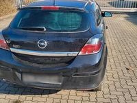 Gebraucht Opel Astra GTC 116 PS (85 kW) 2010 Schwarz Coupé