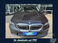 Gebraucht BMW 520 Sport Line 197 PS (144 kW) 2024 Grau Limousine