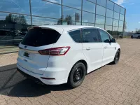 Używany Ford S-MAX Titanium 179 KM (131 kW) 2018 Biały Minivan