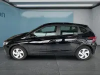 Gebraucht Hyundai i20 101 PS (74 kW) 2022 Schwarz Kleinwagen