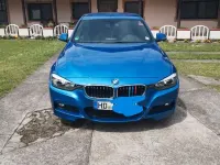 Gebraucht BMW 320 Sport Line 184 PS (135 kW) 2014 Blau Limousine