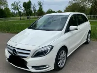 Gebraucht Mercedes B180 109 PS (80 kW) 2014 Weiß Van / Kleinbus